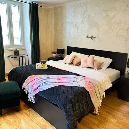 Romeo Apartments Rovigno Buitenkant foto
