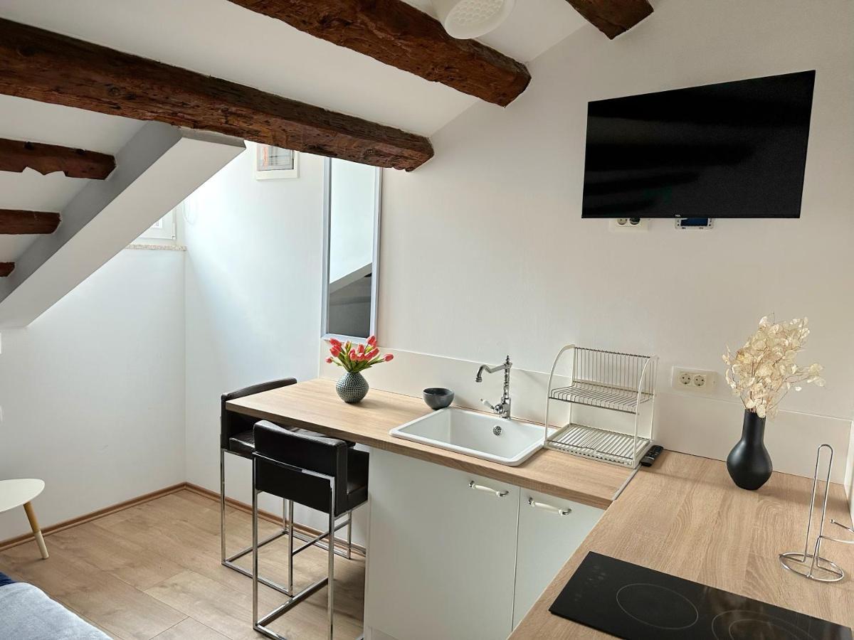 Romeo Apartments Rovigno Buitenkant foto
