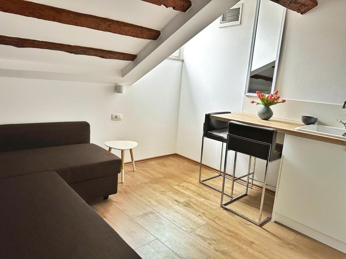 Romeo Apartments Rovigno Buitenkant foto